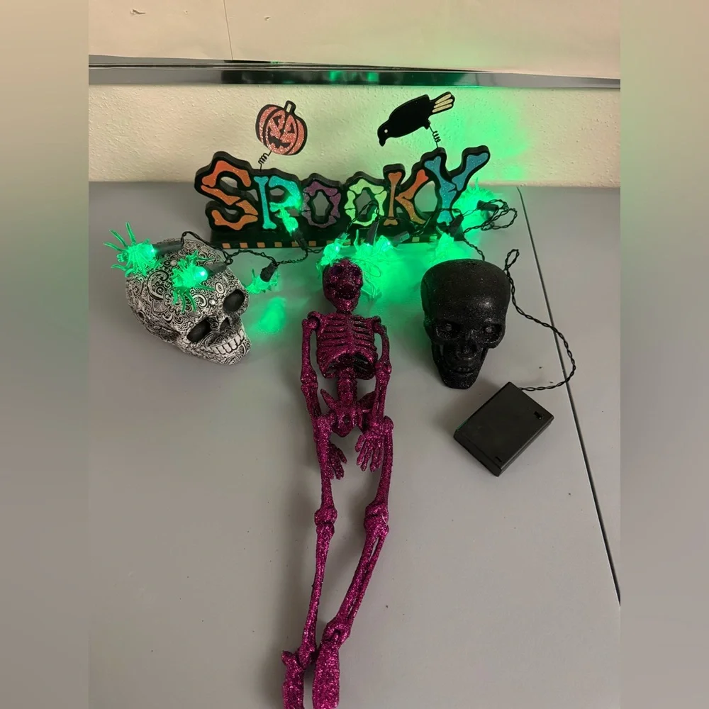 Halloween decor skull Purple glittery skeleton Spooky Sign Spider String Light